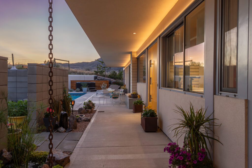 lakehouse-twilight-dusk-11