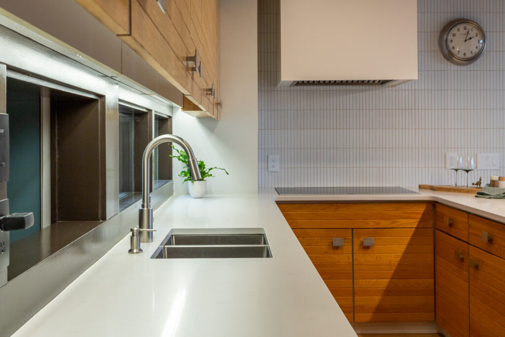 291StPaulStWInterior-157