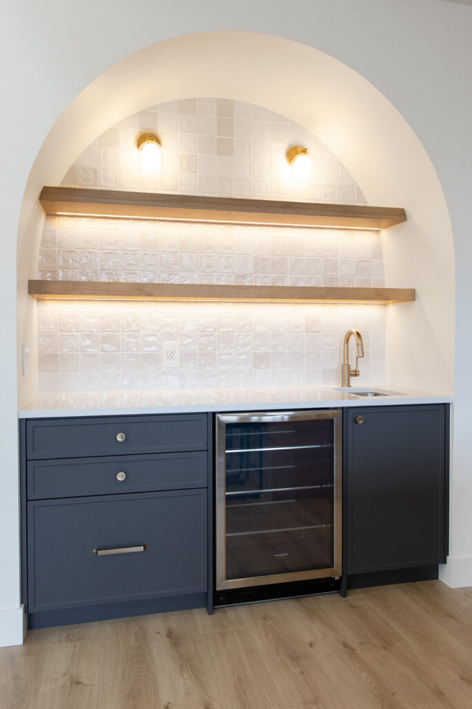 kitchen bar